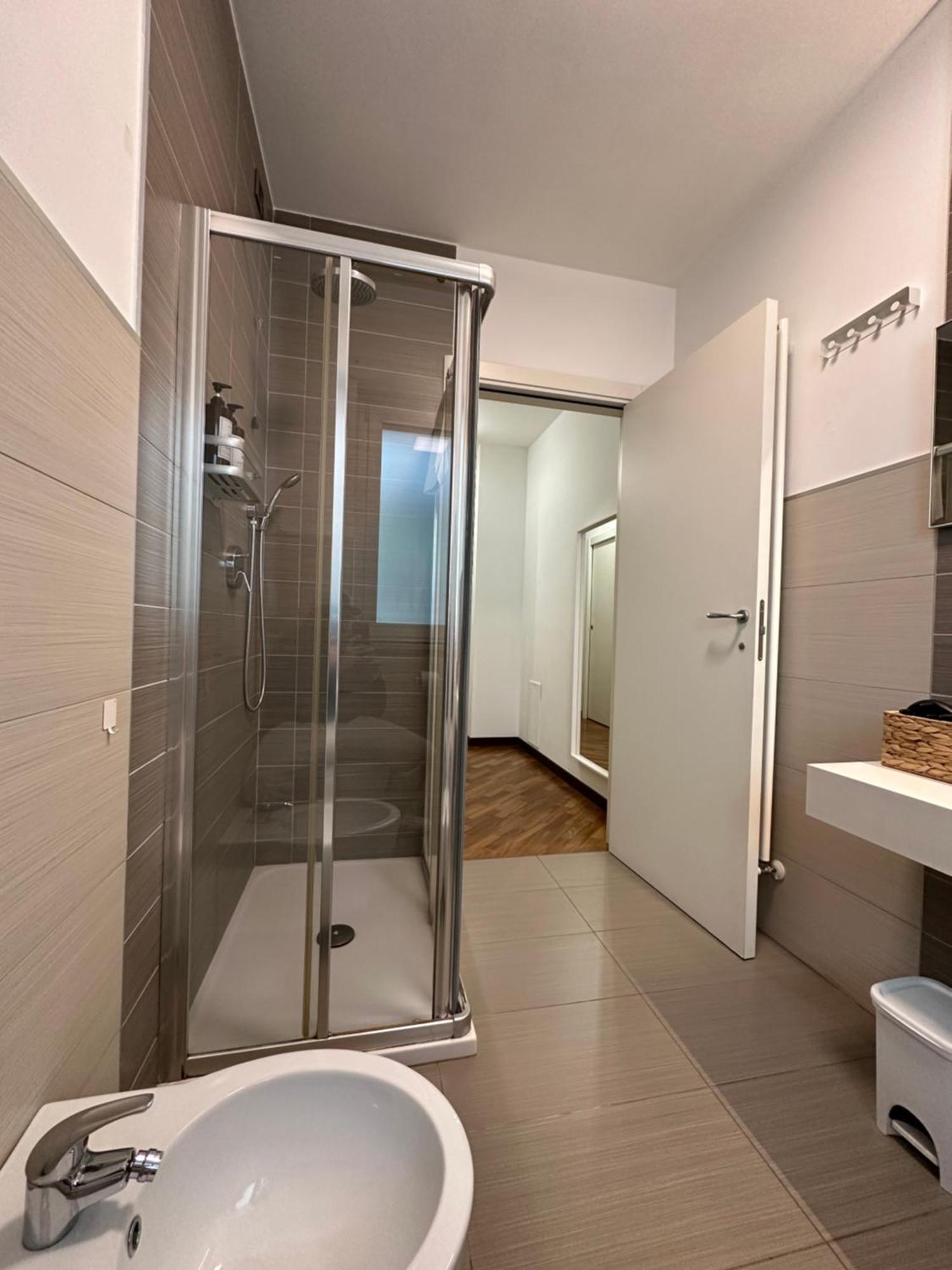 La Casa Di Yasmin_Pescara Centro 아파트 외부 사진